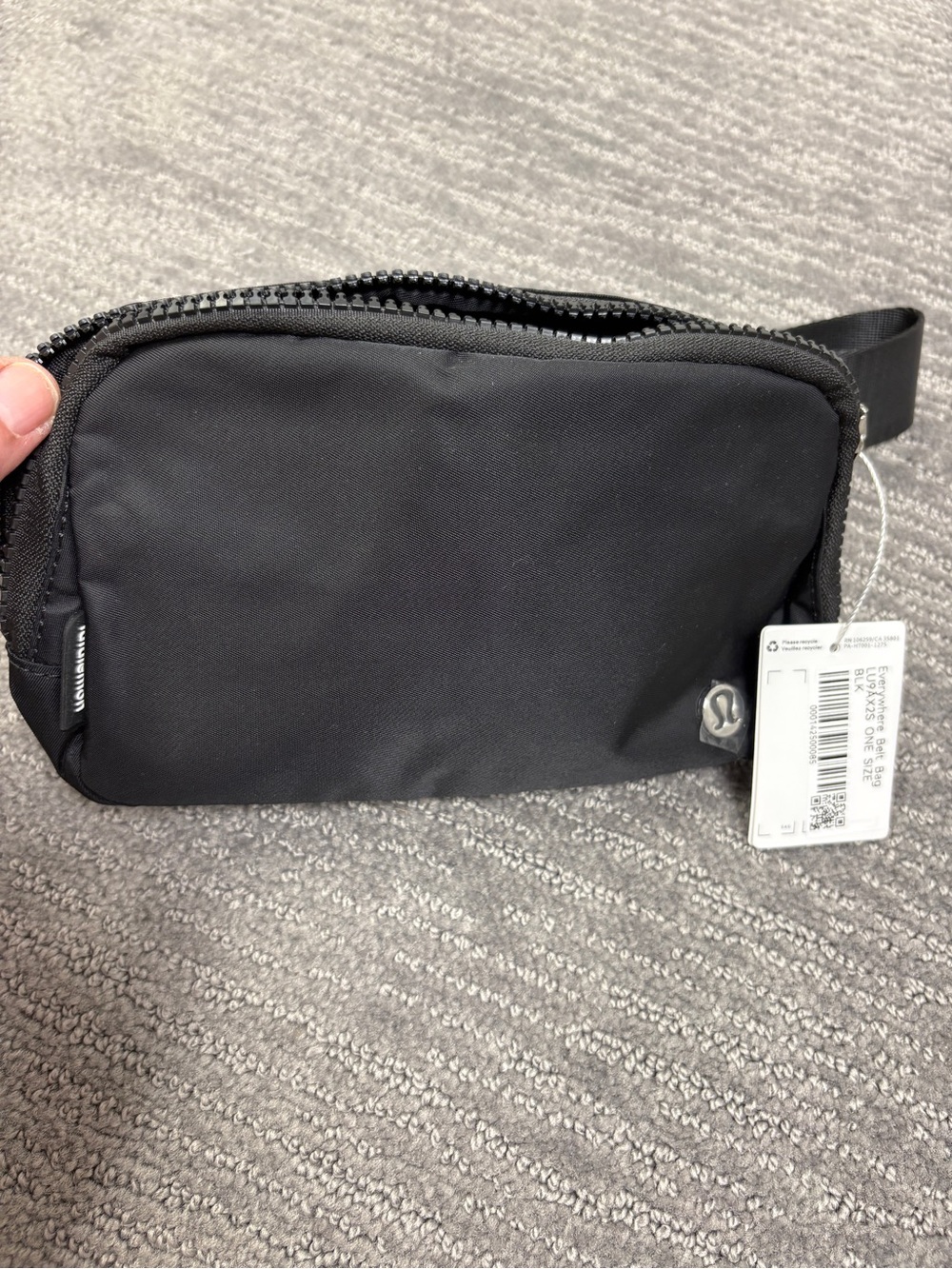 Lululemon belt bag - Picture 2 of 4